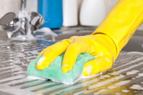 Deep cleaning support for bathrooms and shared spaces in CR0