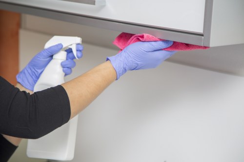 Detailed carpet care in CR0 with focus on fabric-safe cleaning methods